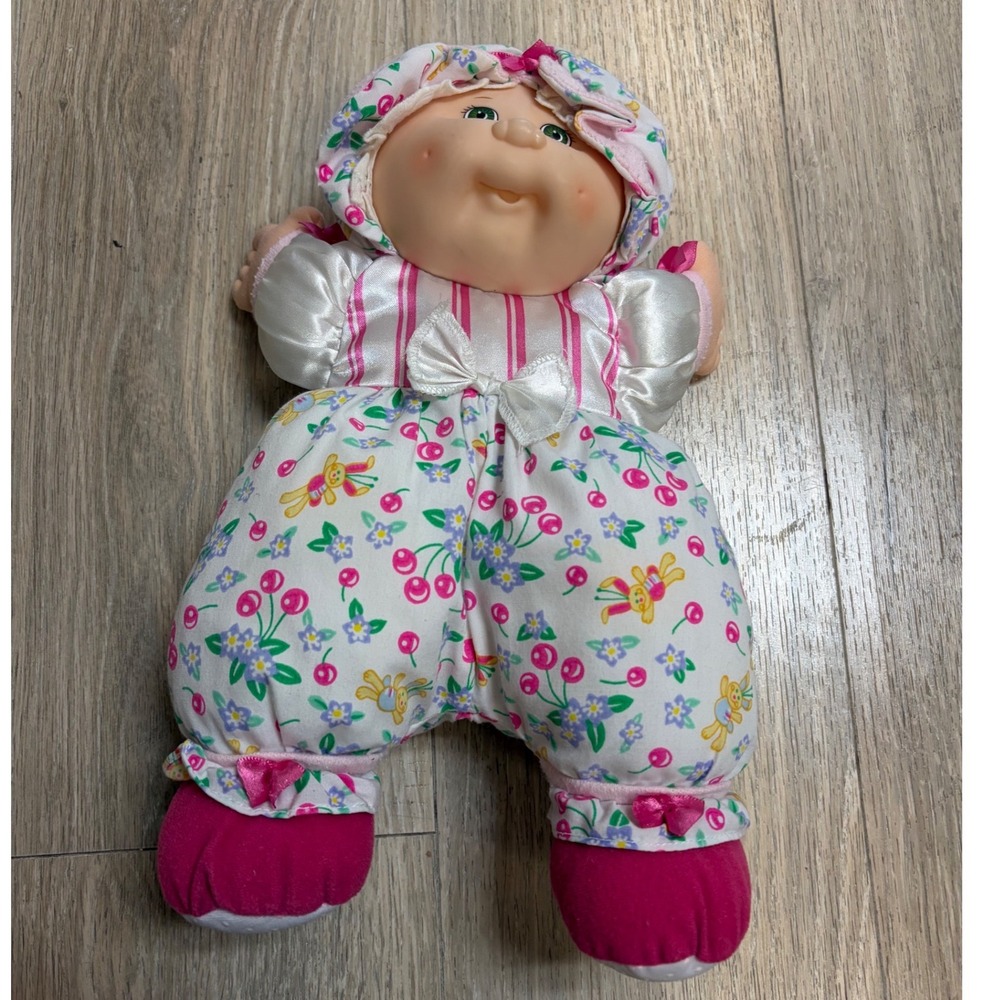 Vintage CABBAGE PATCH KIDS CRIB
SNUGGLER BABY 1995 MATTEL
Internal rattle No TAG